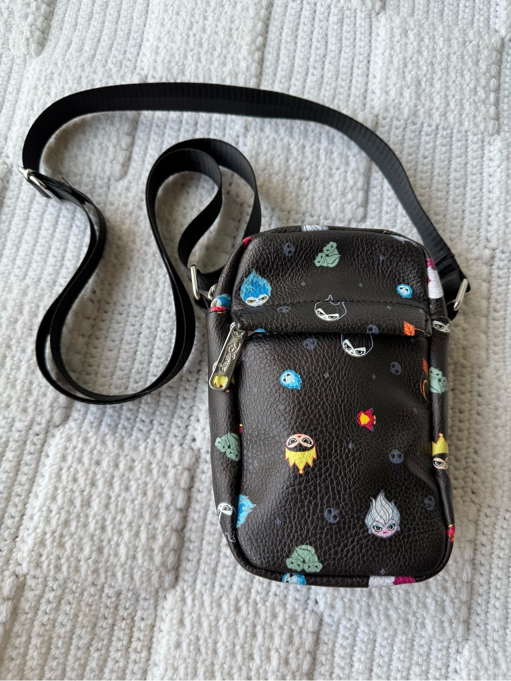 Buckle-Down Disney Villains chibi faces crossbody bag